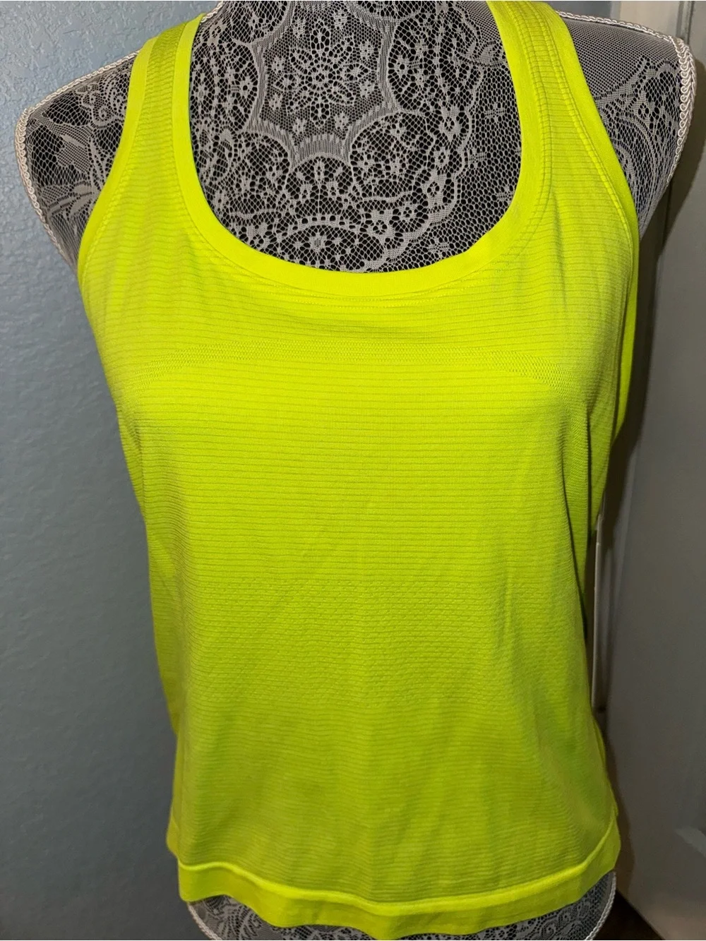 Lululemon Swiftly Tech RB Tank 2.0 *Race